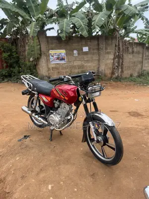 Royal RY125 2025 Red
