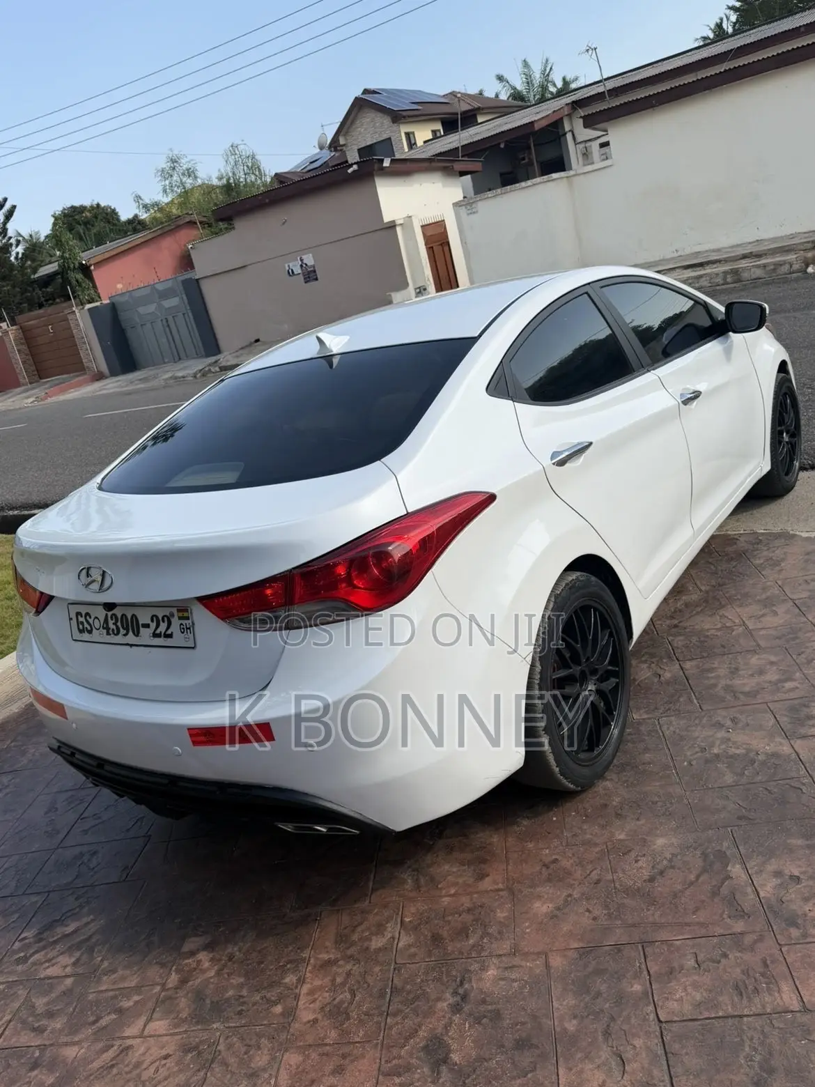 Hyundai Elantra 2011 White
