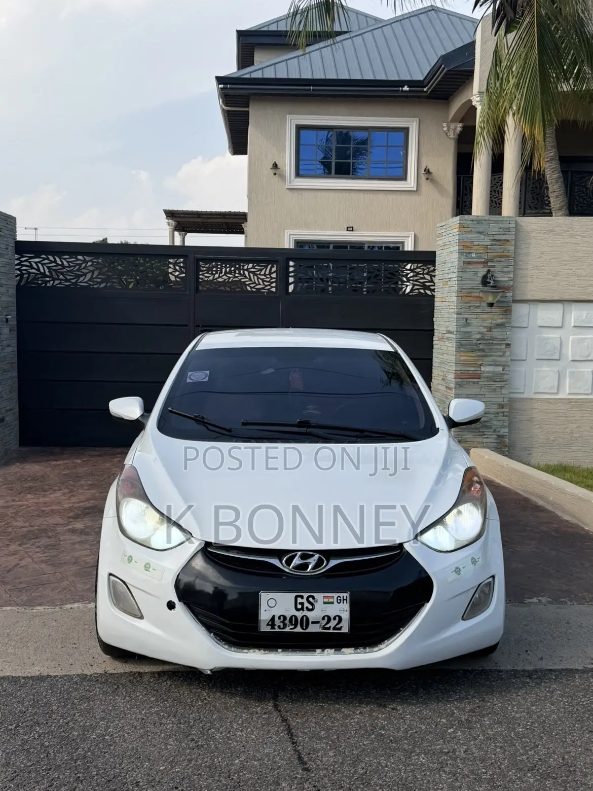 Hyundai Elantra 2011 White