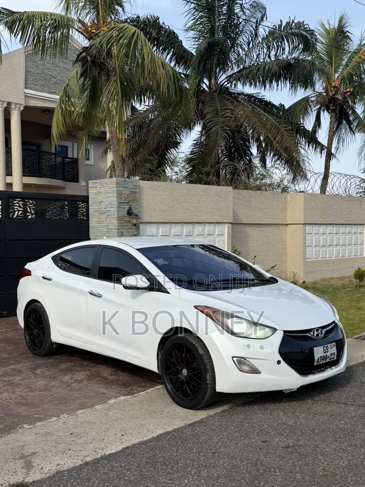 Hyundai Elantra 2011 White