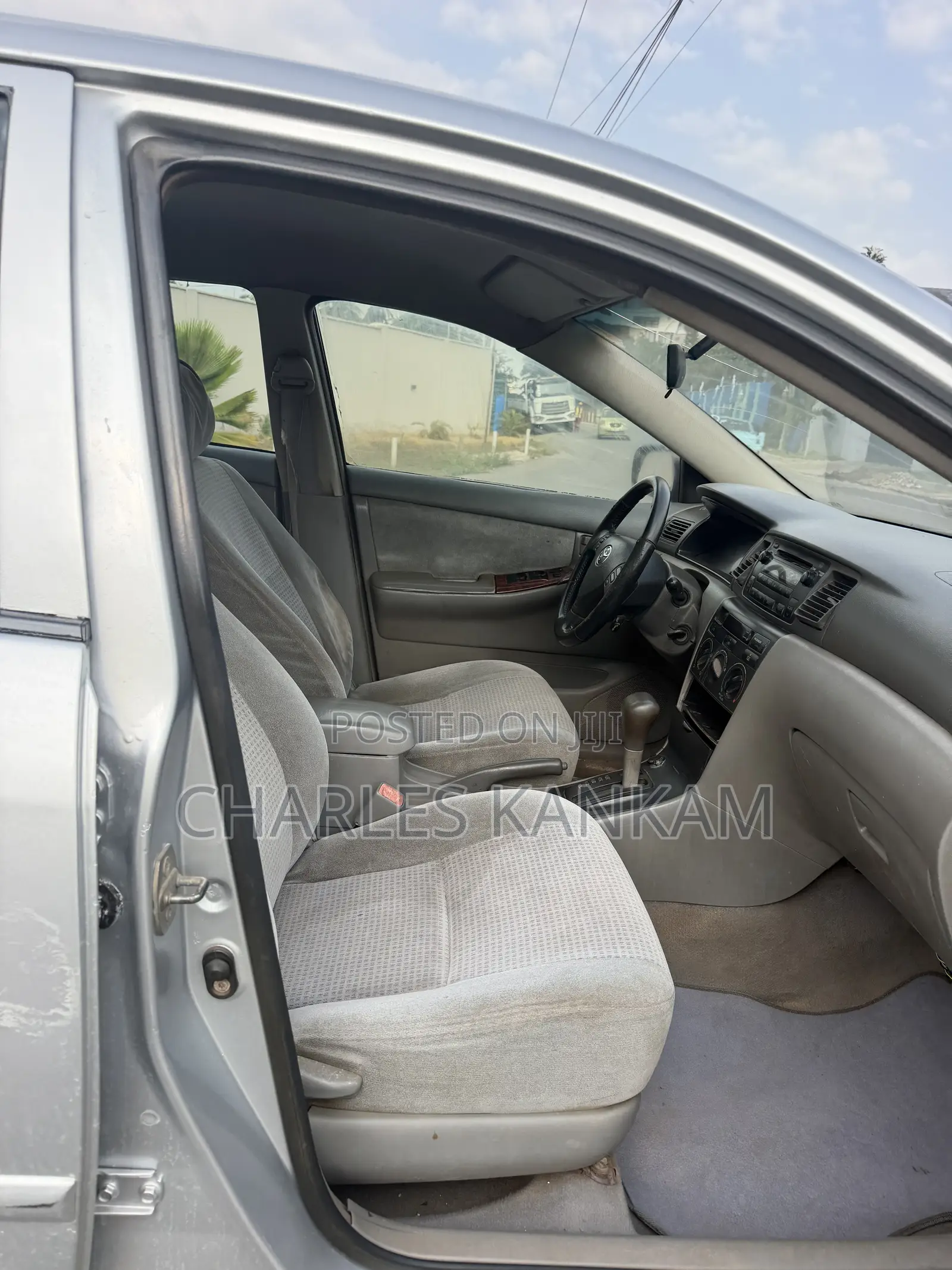 Toyota Corolla LE 2005 Silver