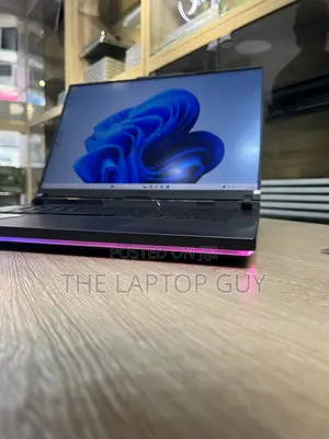 Laptop Asus ROG Strix G16 16GB Intel Core i7 SSD 1T