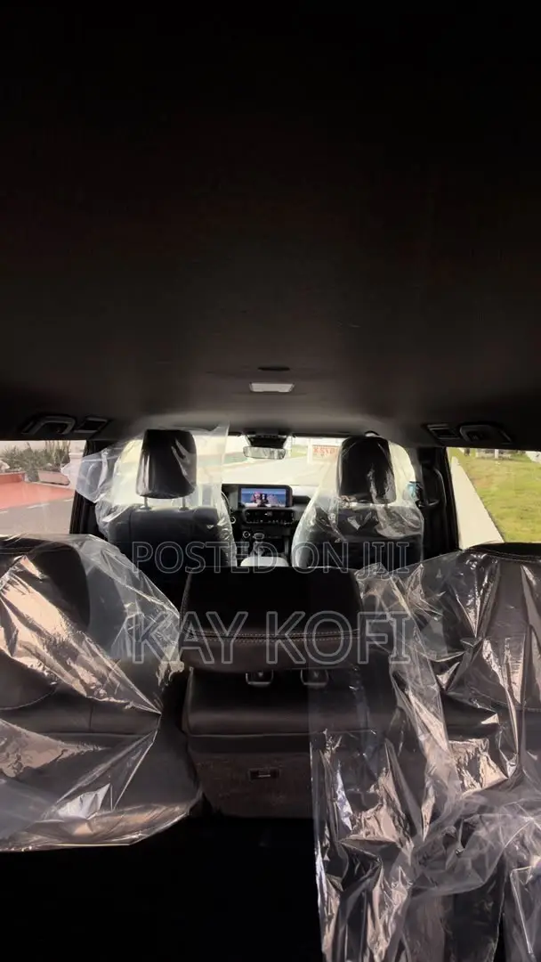 New Toyota Land Cruiser Prado 2.4 Petrol 2024 Black