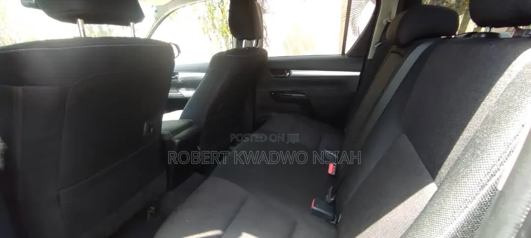 Toyota Hilux Revo Double Cab Deisel 2.4 AWD 2018 Red