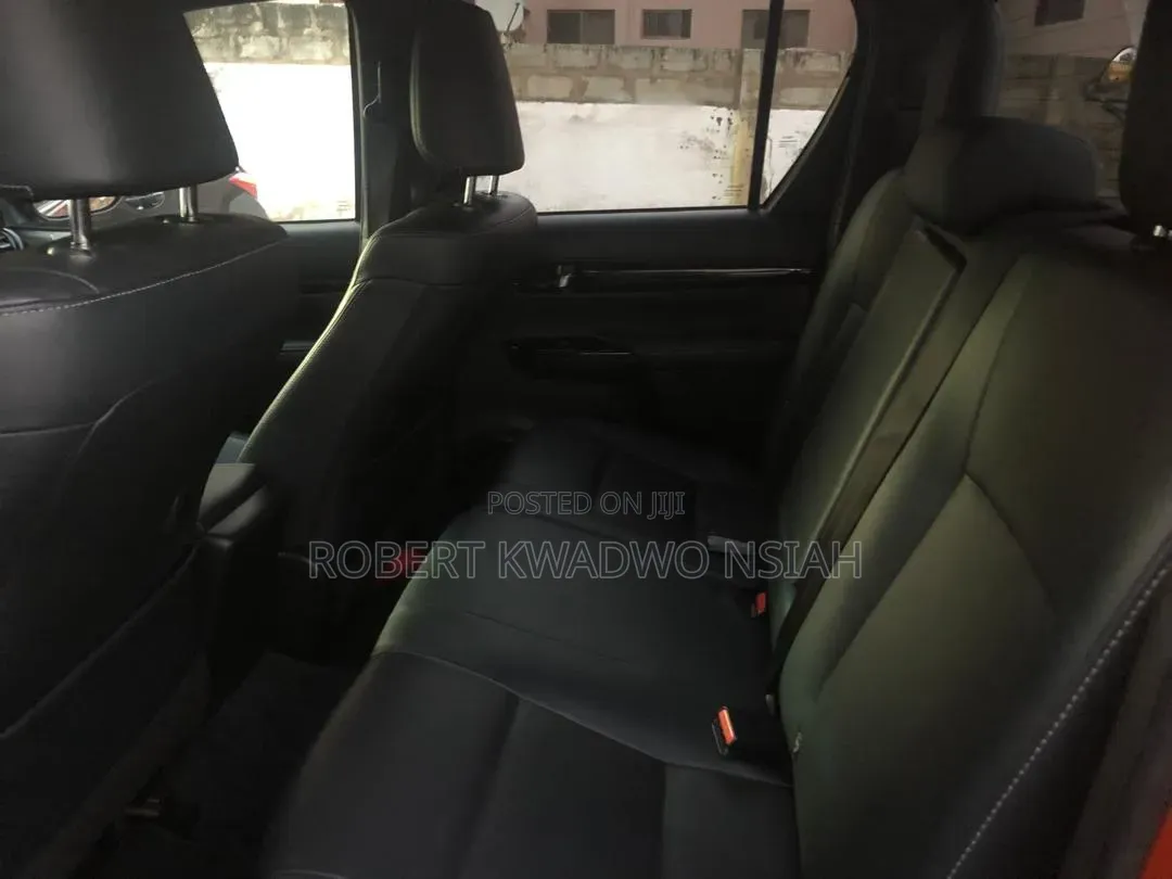 Toyota Hilux Revo Double Cab Deisel 2.4 AWD 2018 Red
