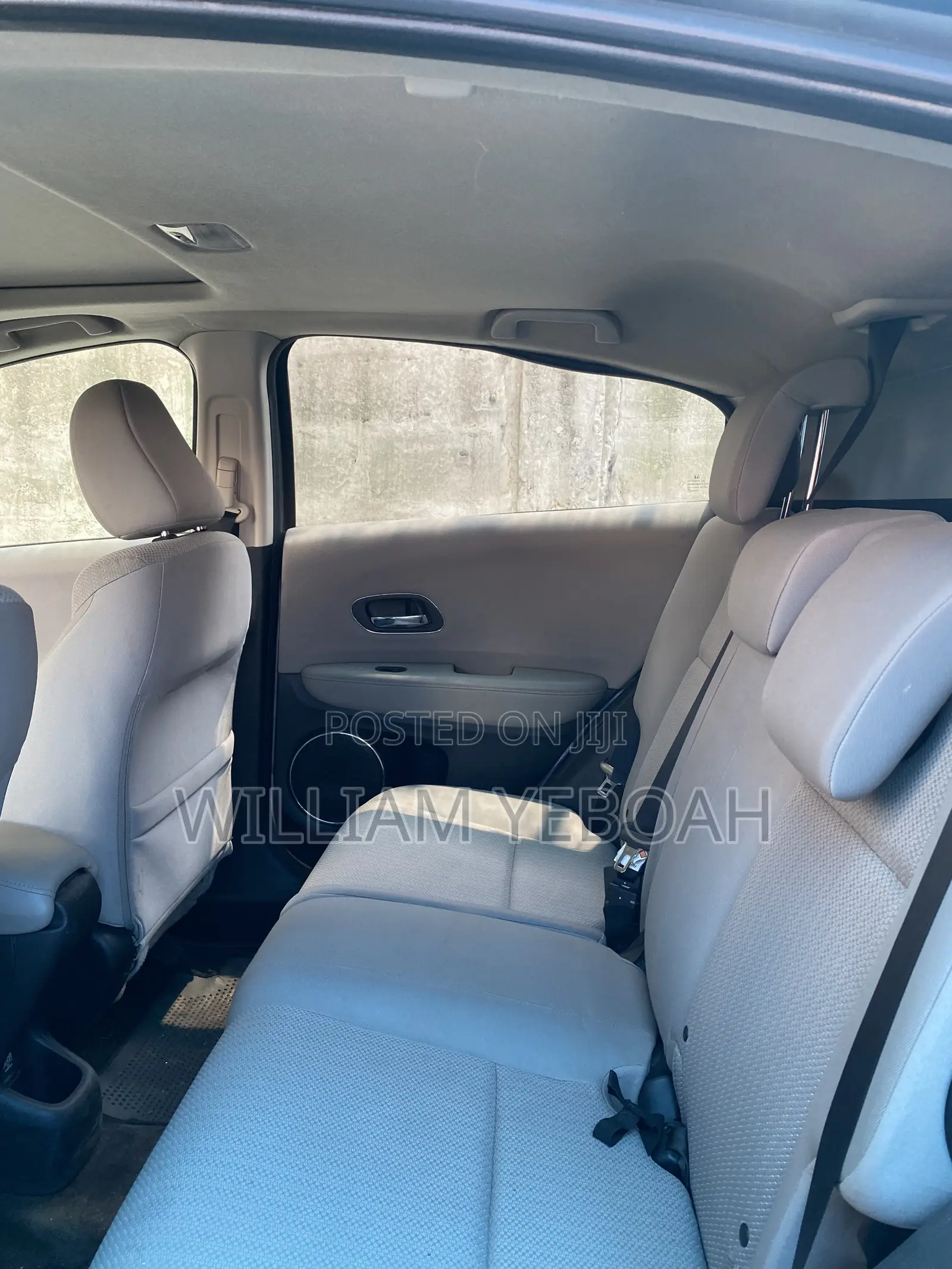 Honda HR-V 4dr SUV (1.5L 4cyl CVT) 2016 Gray