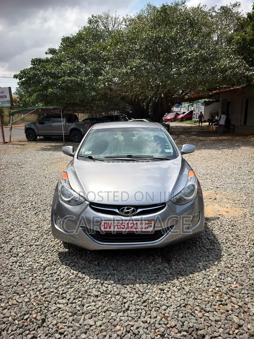 Hyundai Elantra 2013 Silver
