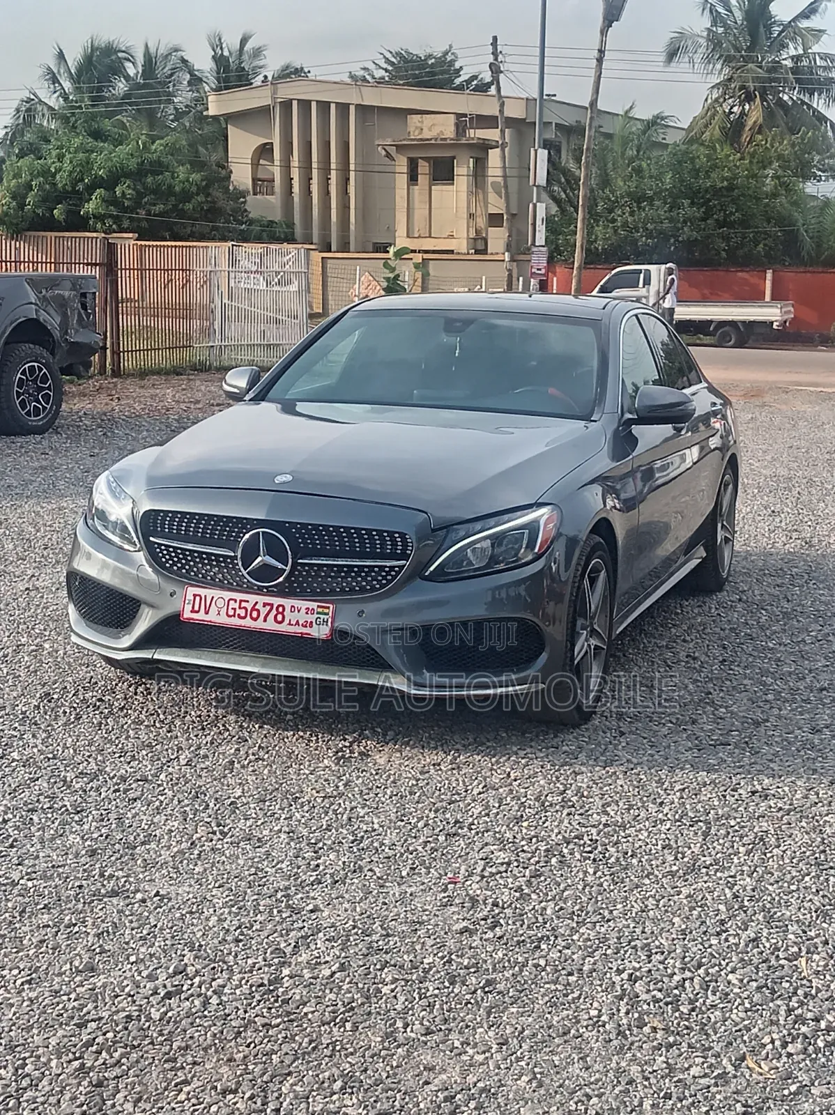 Mercedes-Benz C300 Luxury 4matic Sedan AWD (2.0L 4cyl 7A) 2017 Gray