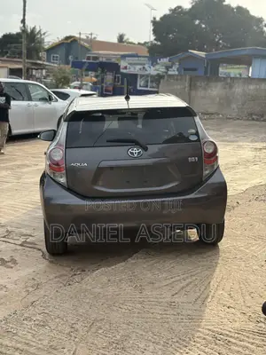 Toyota Aqua S 2014 Gray