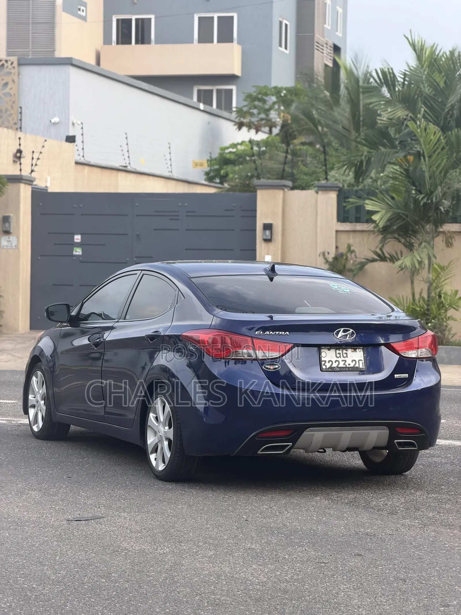 Hyundai Elantra Limited Sedan FWD (1.8L 4cyl 6A) 2013 Blue