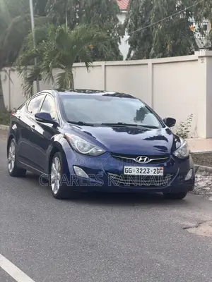 Hyundai Elantra Limited Sedan FWD (1.8L 4cyl 6A) 2013 Blue