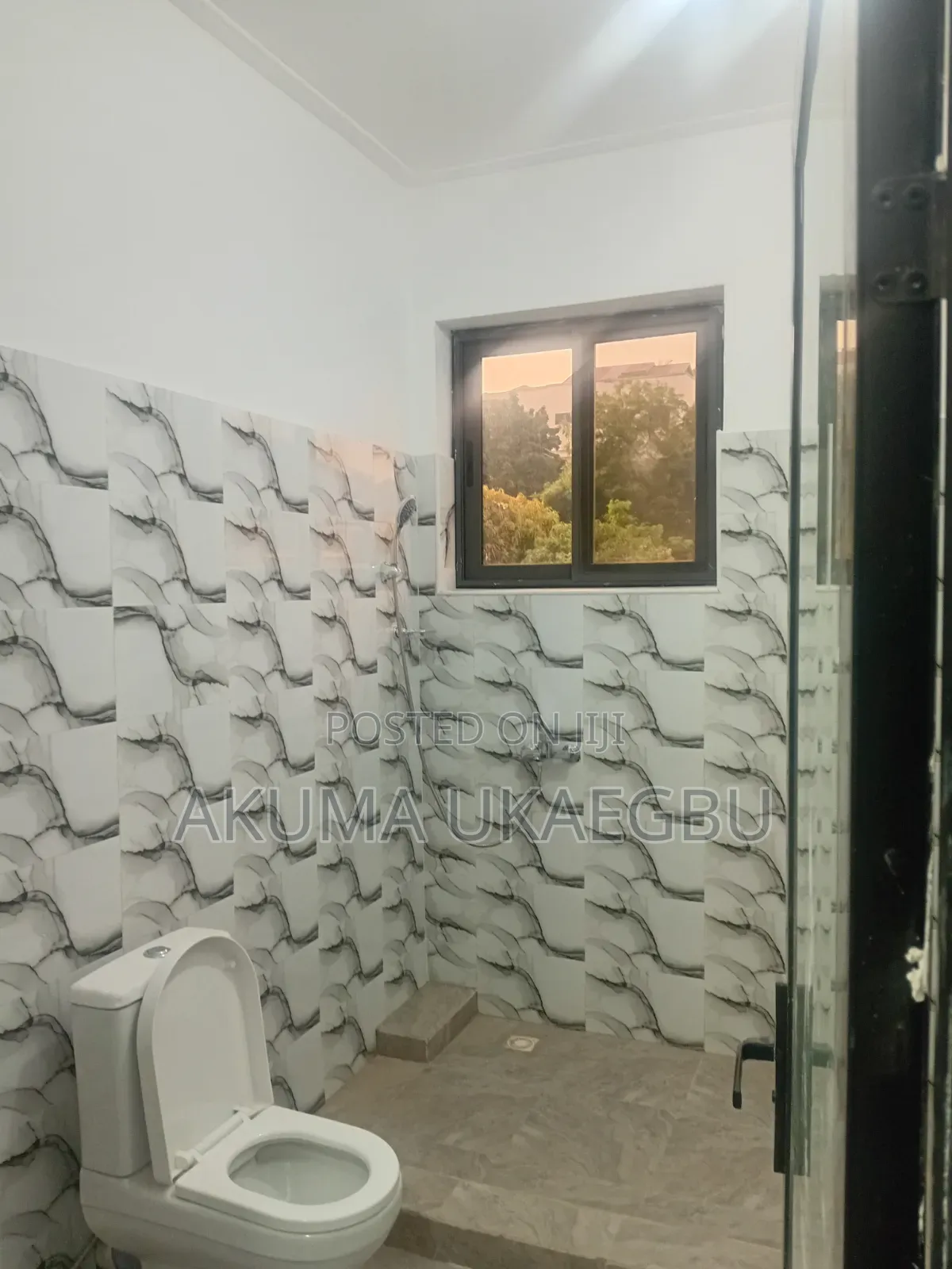 1bdrm Apartment in By Baptist Church, Police Station for rent
