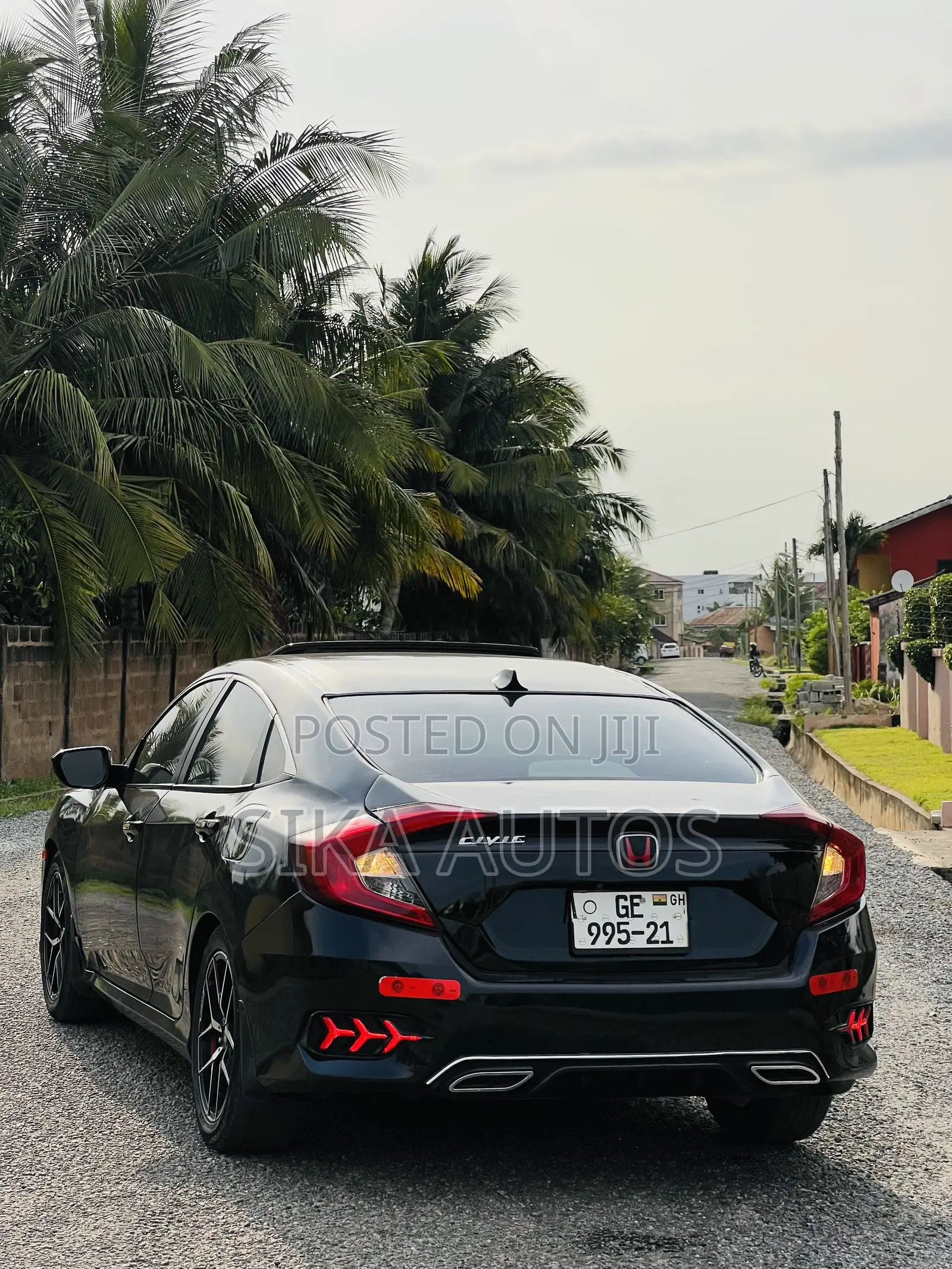 Honda Civic EX 4dr Hatchback (1.5L 4cyl) 2017 Black