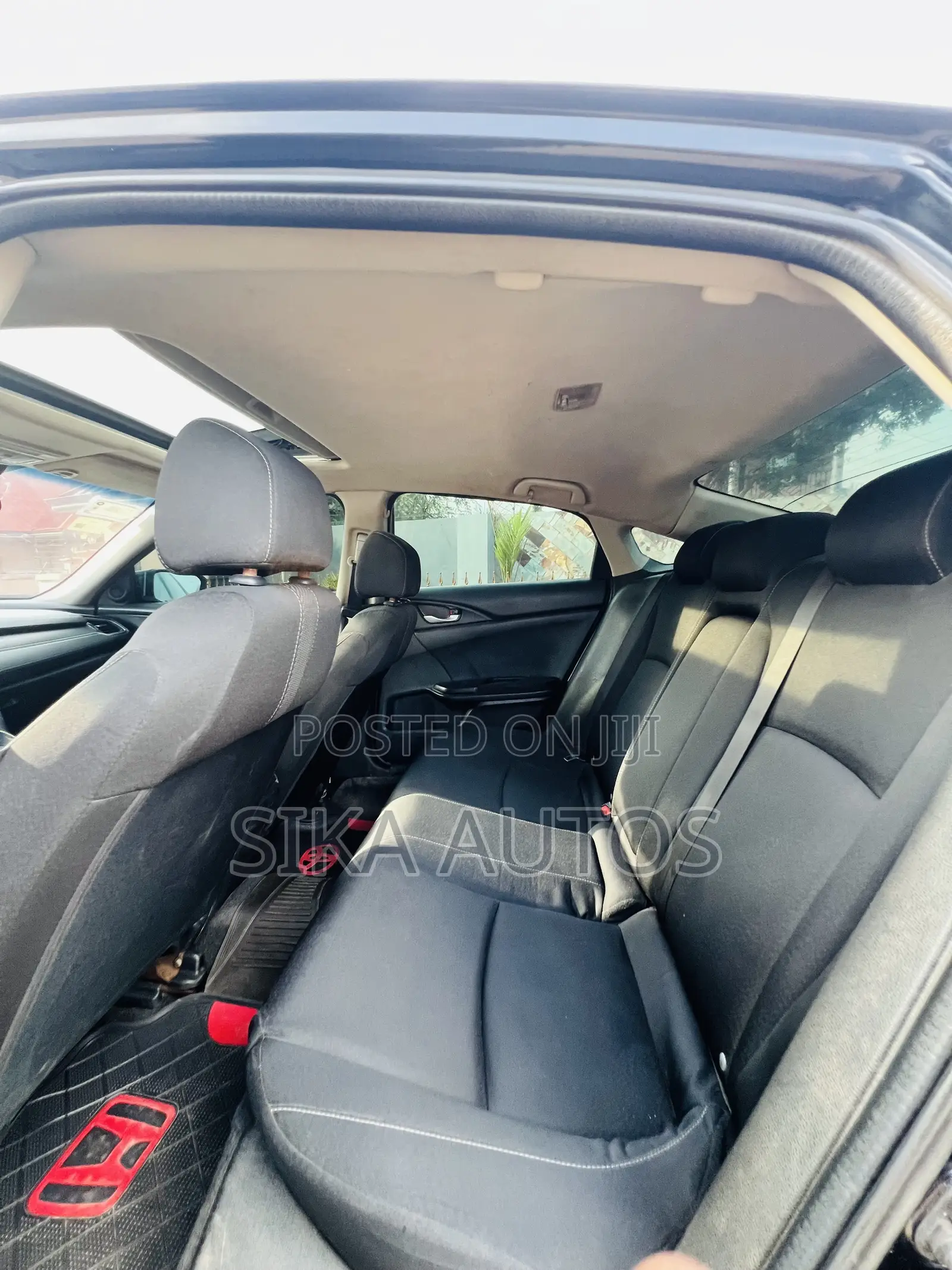 Honda Civic EX 4dr Hatchback (1.5L 4cyl) 2017 Black