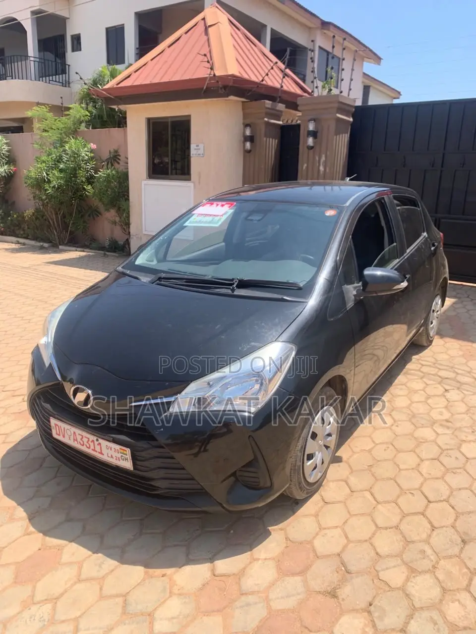 Toyota Vitz 1.0 FWD 5dr 2019 Black