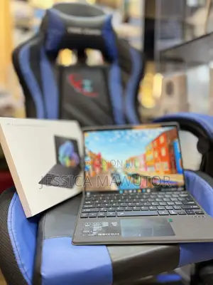 New Laptop Microsoft Surface Pro 2 8GB Intel Core i3 SSD 256GB