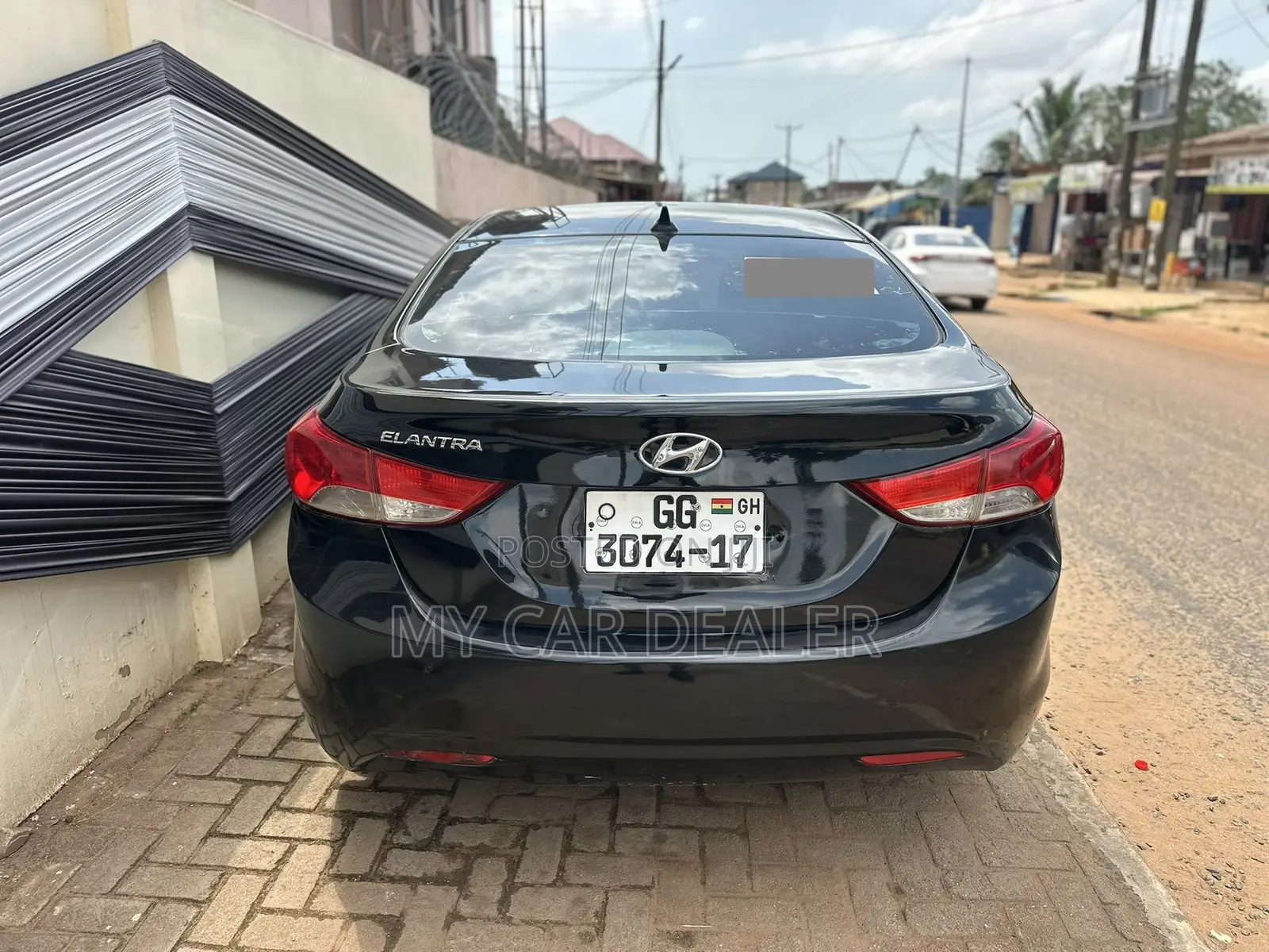 Hyundai Elantra GLS Sedan FWD (1.8L 4cyl 6M) 2013 Black