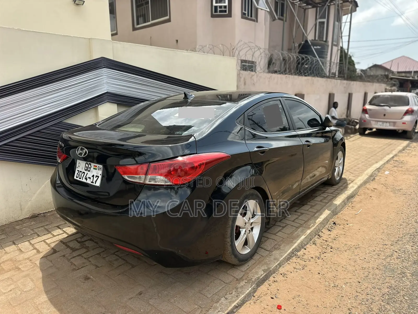 Hyundai Elantra GLS Sedan FWD (1.8L 4cyl 6M) 2013 Black