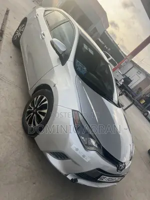 Toyota Corolla 2016 Silver