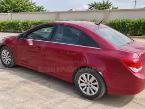 Chevrolet Cruze 2012 Red