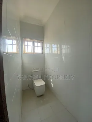 4bdrm House in Spintex Baatsona for rent