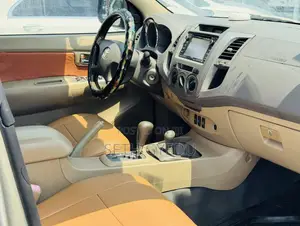 Toyota Fortuner 2008 Silver