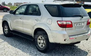 Toyota Fortuner 2008 Silver