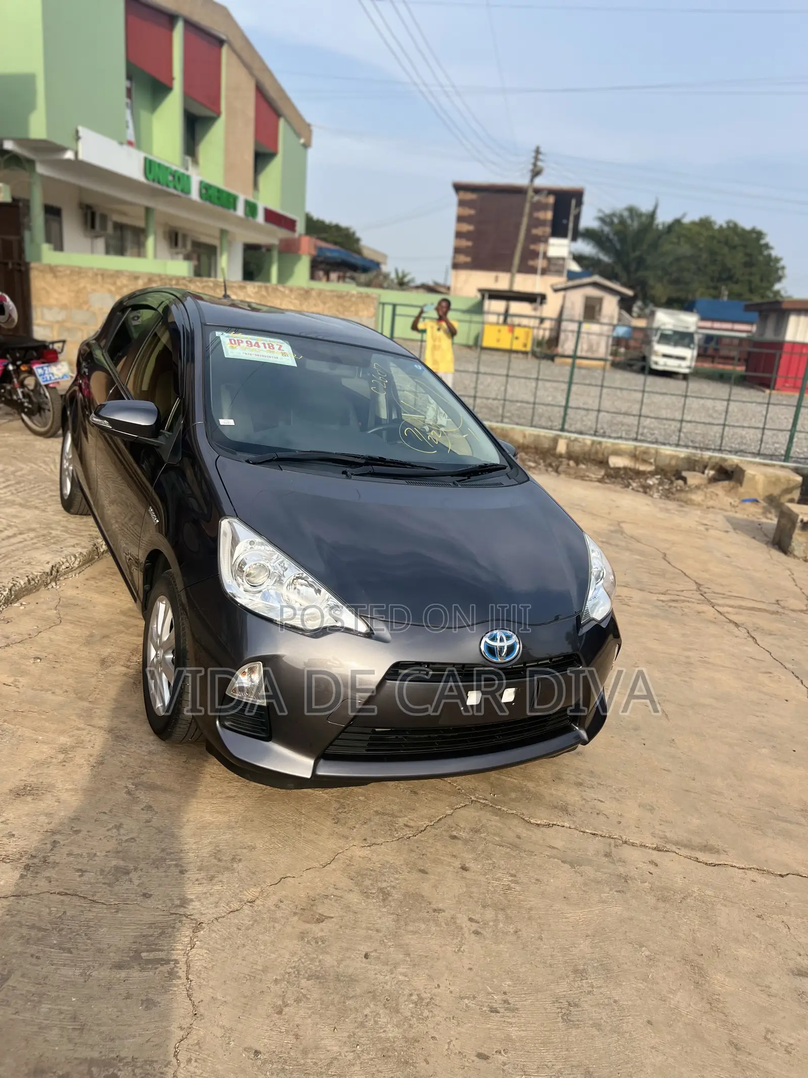 Toyota Aqua L 2014 Gray