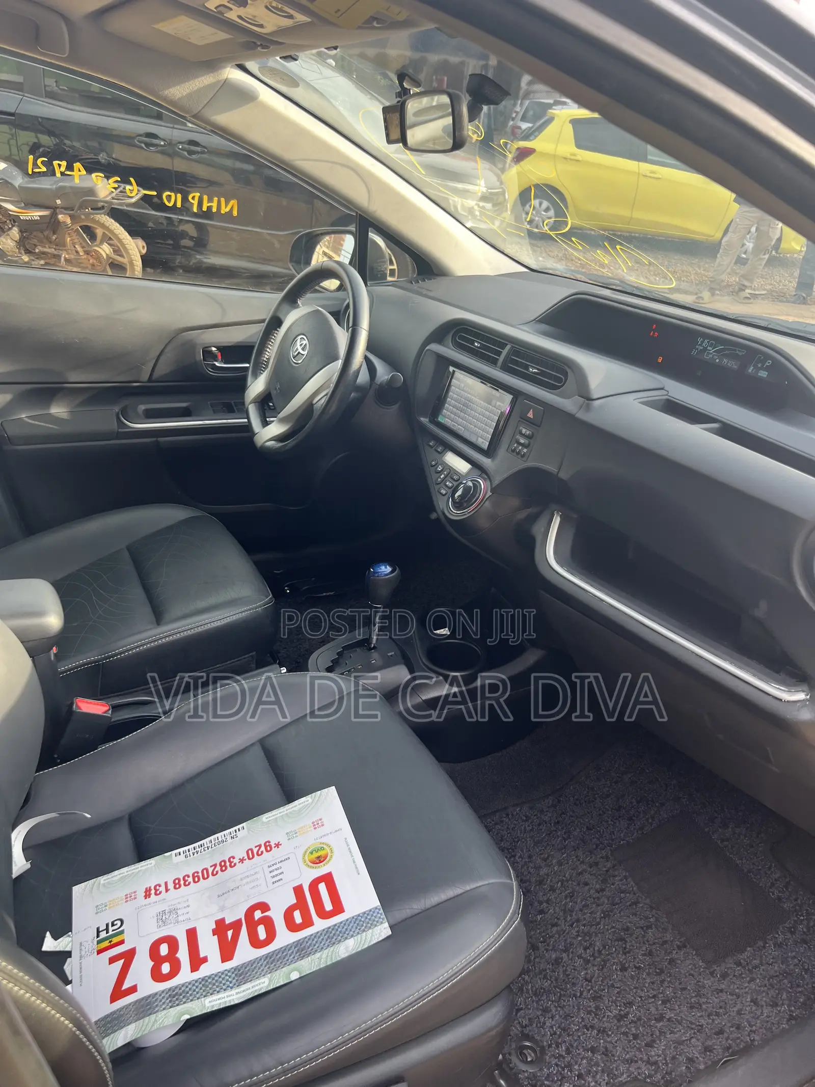Toyota Aqua L 2014 Gray
