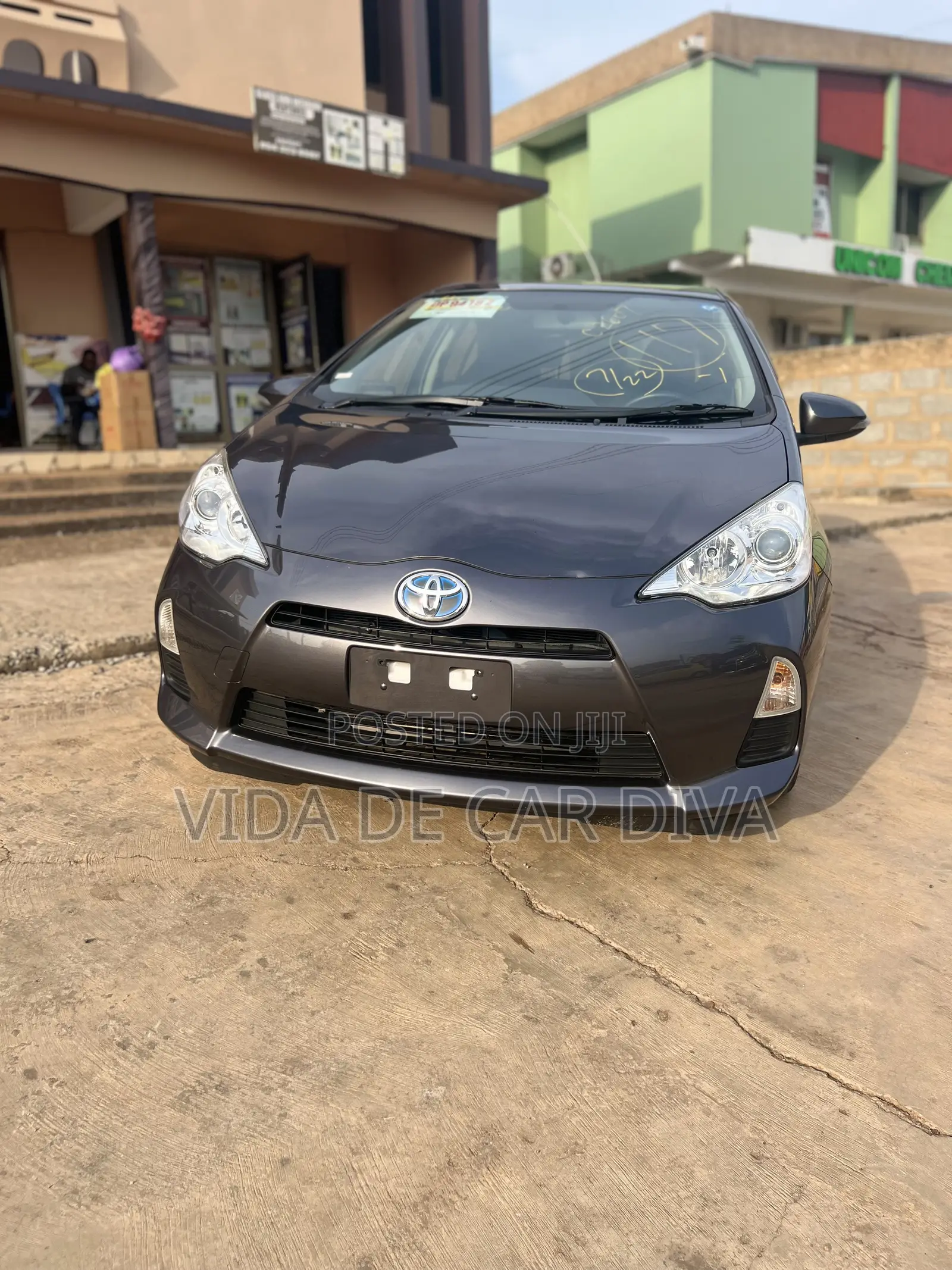 Toyota Aqua L 2014 Gray