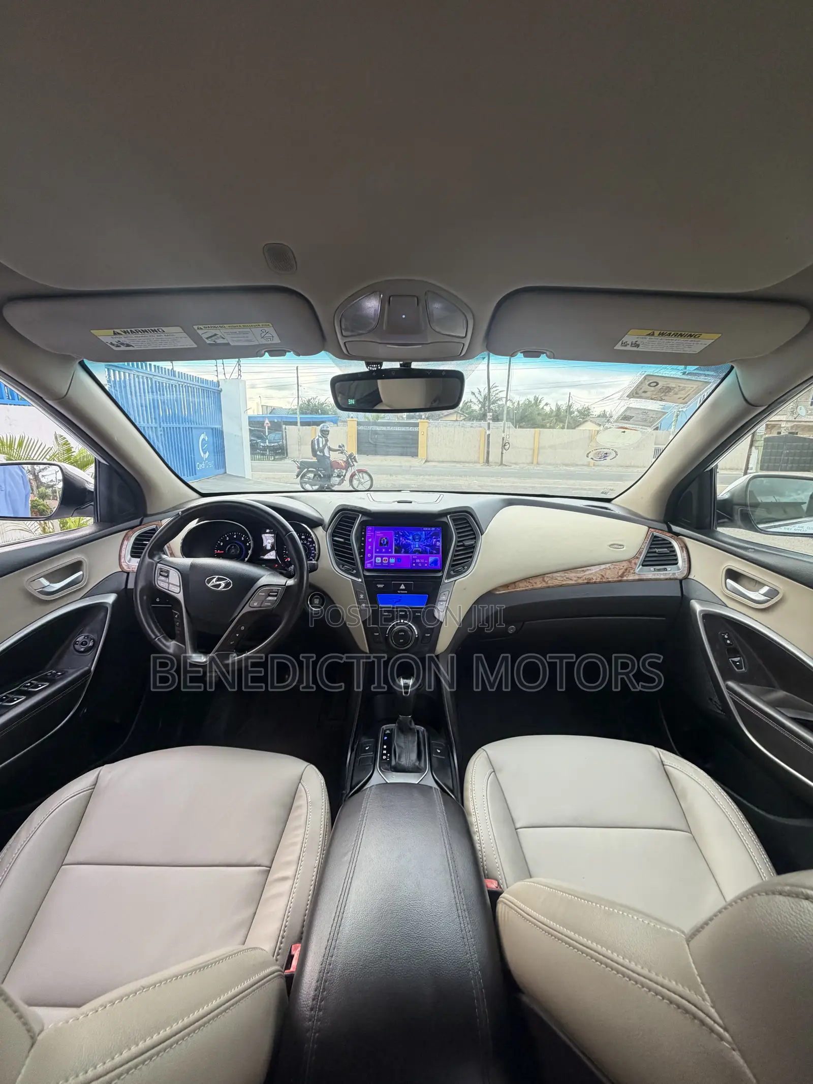Hyundai Santa Fe 2014 White