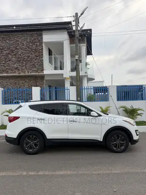 Hyundai Santa Fe 2014 White
