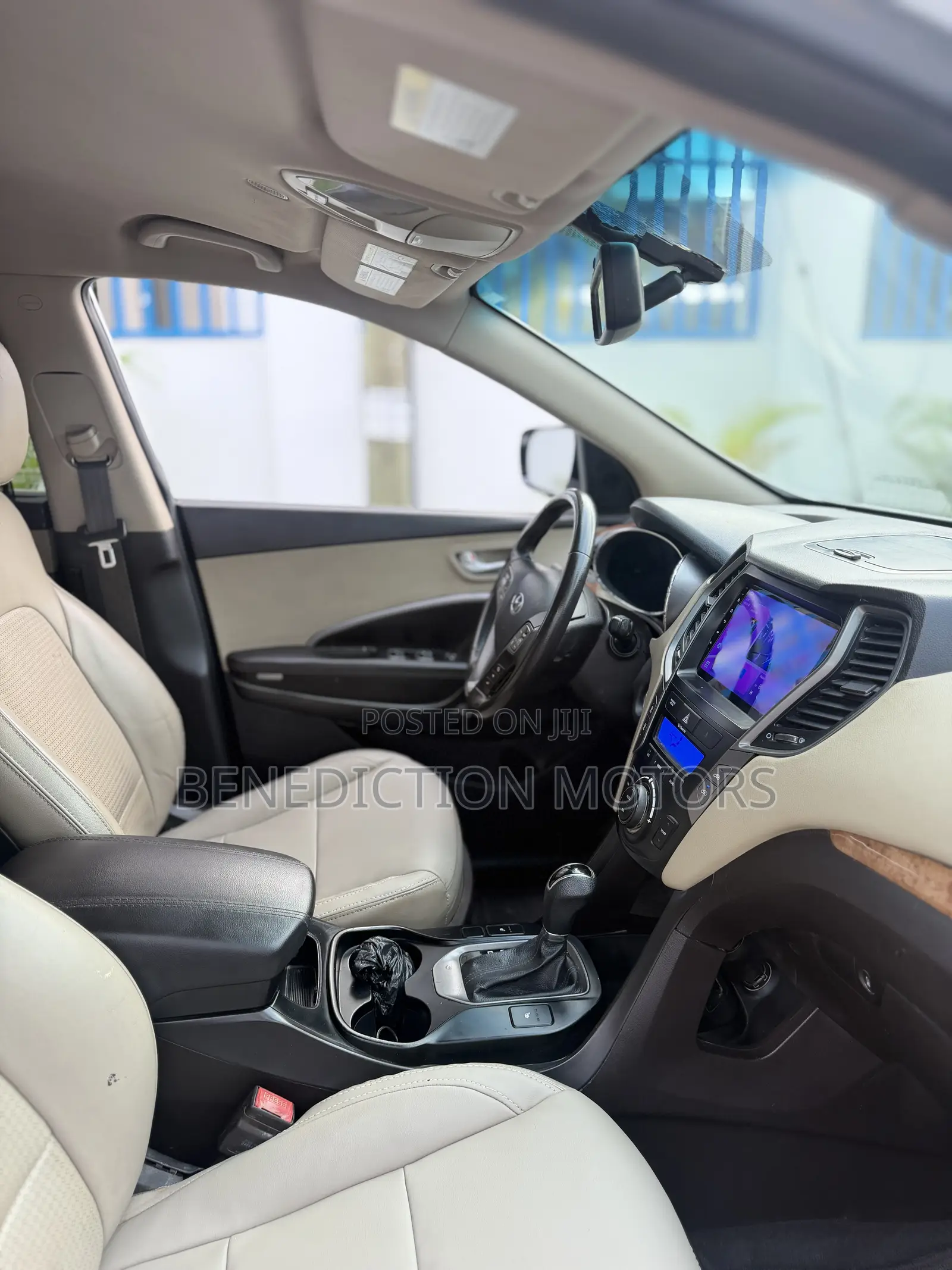 Hyundai Santa Fe 2014 White