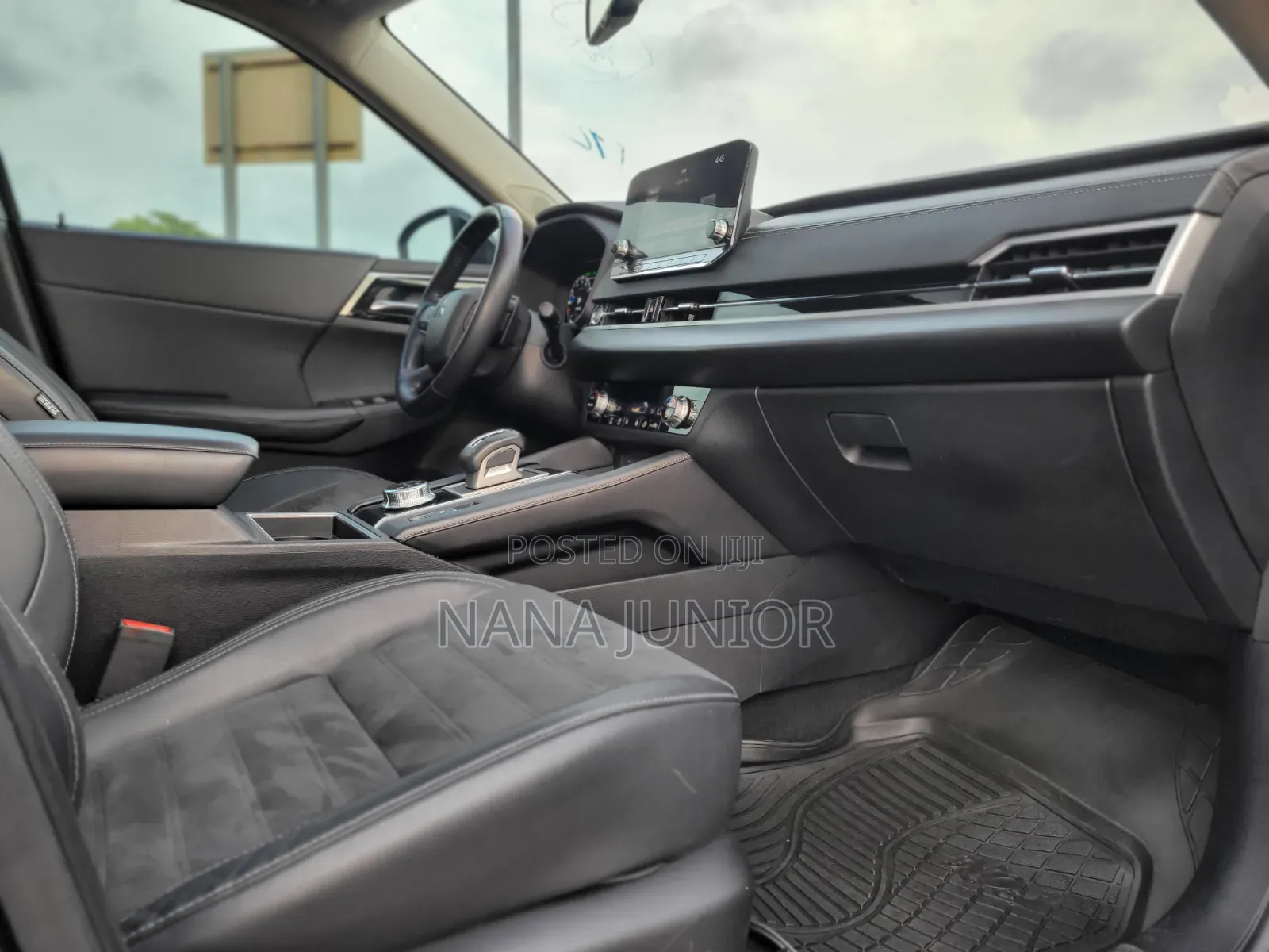 Mitsubishi Outlander SE 2022 Black