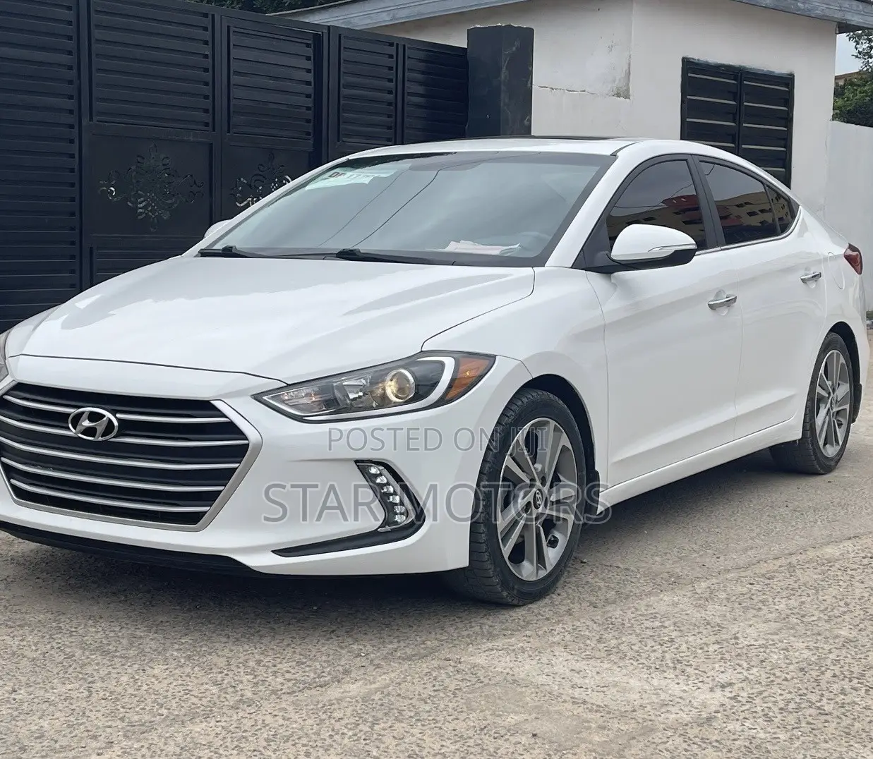 Hyundai Elantra 2017 White
