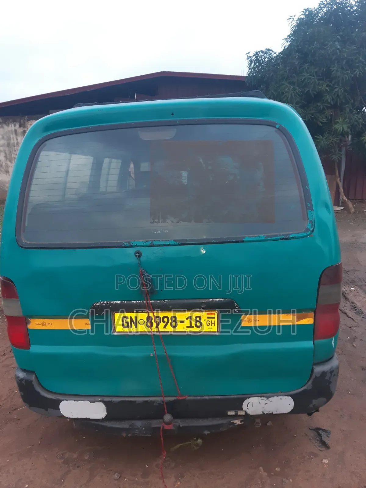 Toyota HiAce 2011 Green