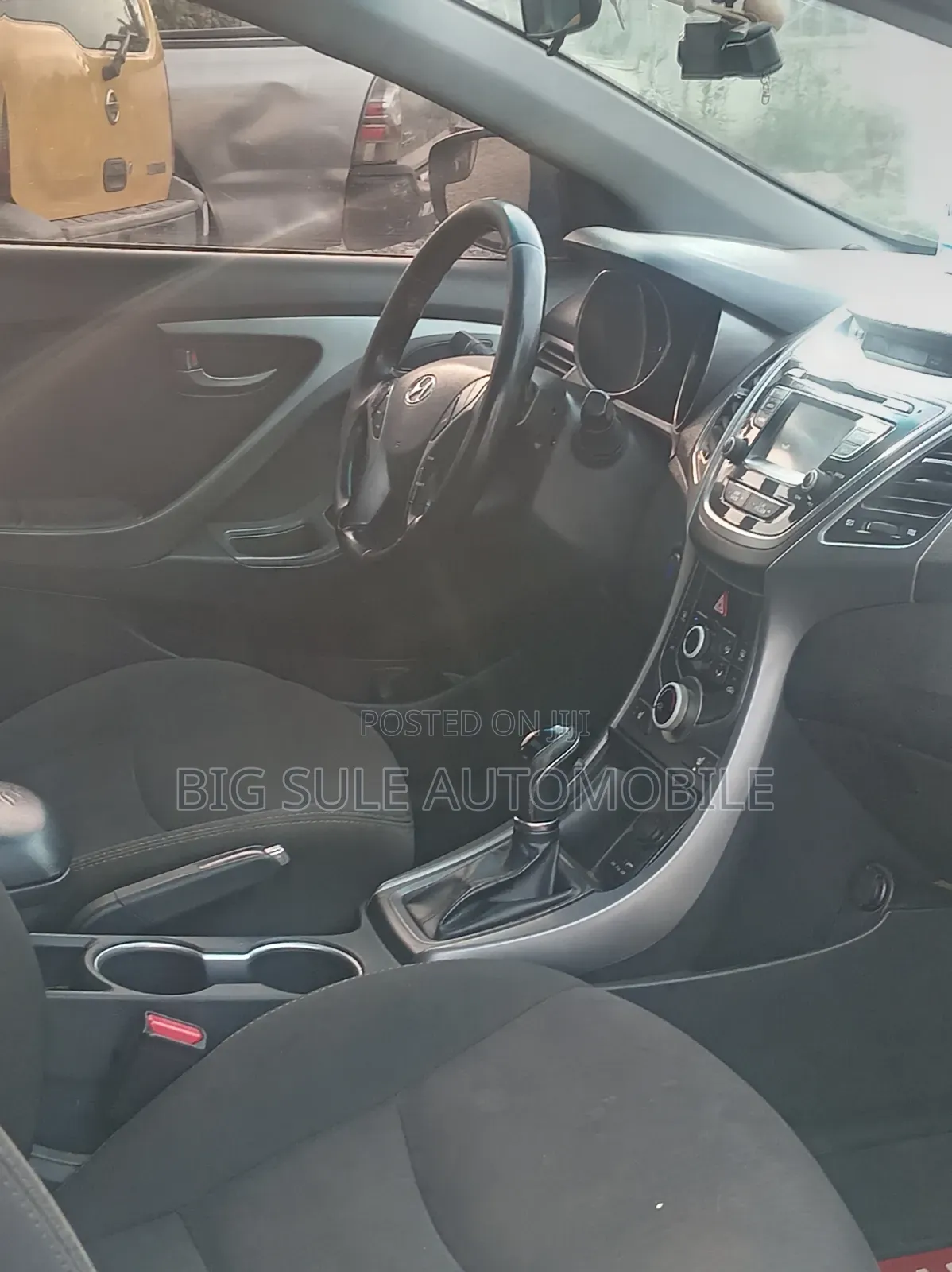 Hyundai Elantra Limited Sedan FWD (1.8L 4cyl 6A) 2016 Black