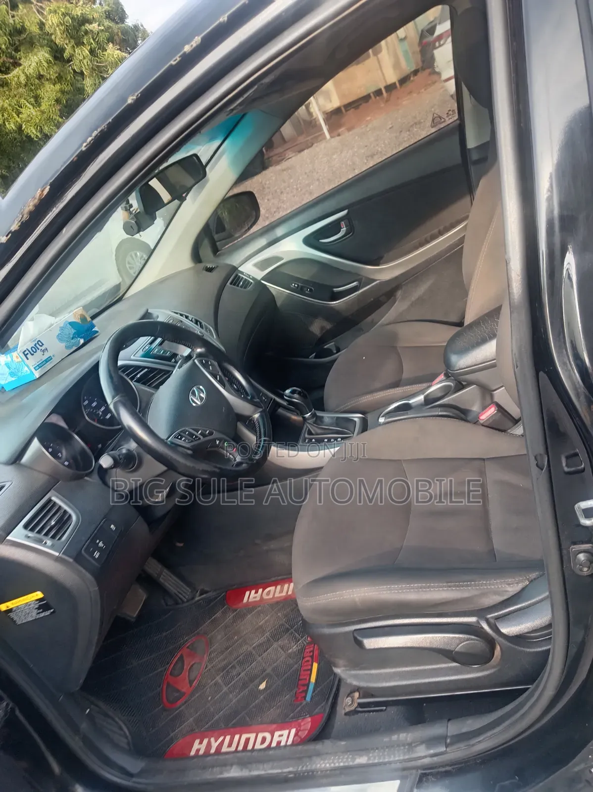 Hyundai Elantra Limited Sedan FWD (1.8L 4cyl 6A) 2016 Black