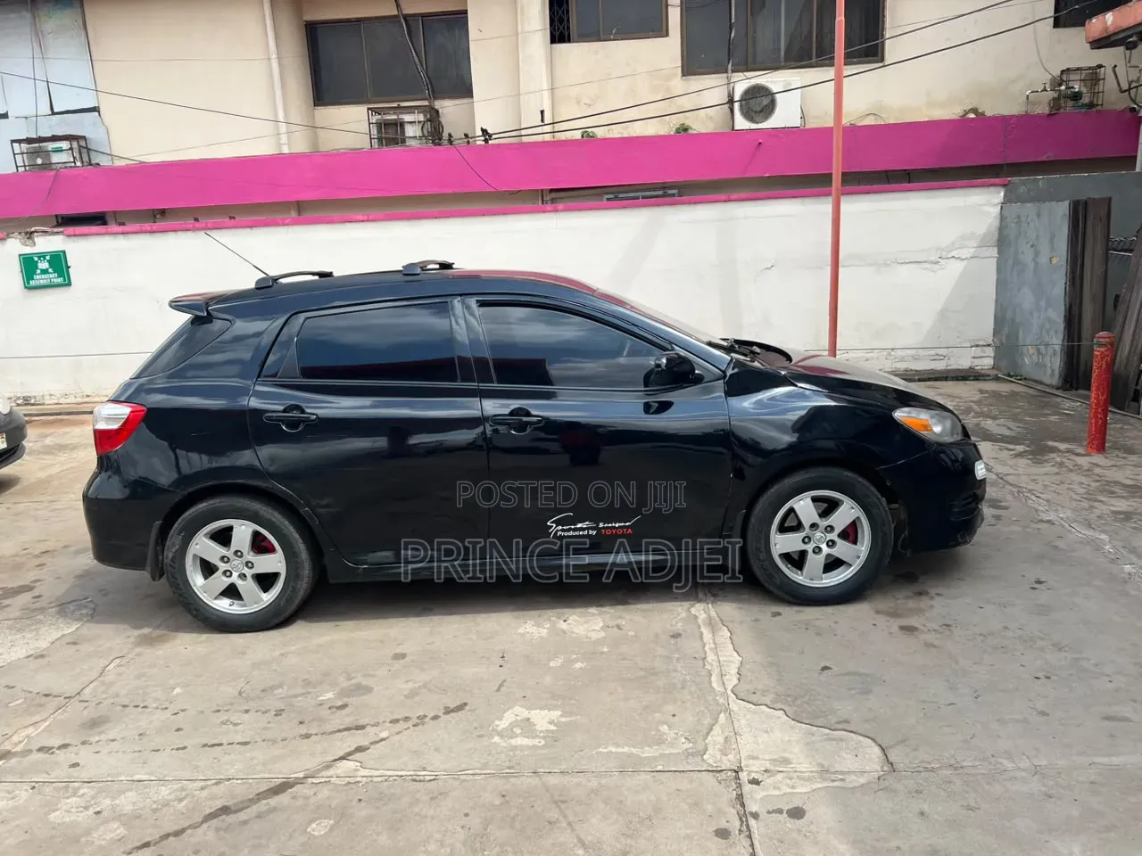 Toyota Matrix S Hatchback AWD (2.4L 4cyl 4A) 2010 Silver