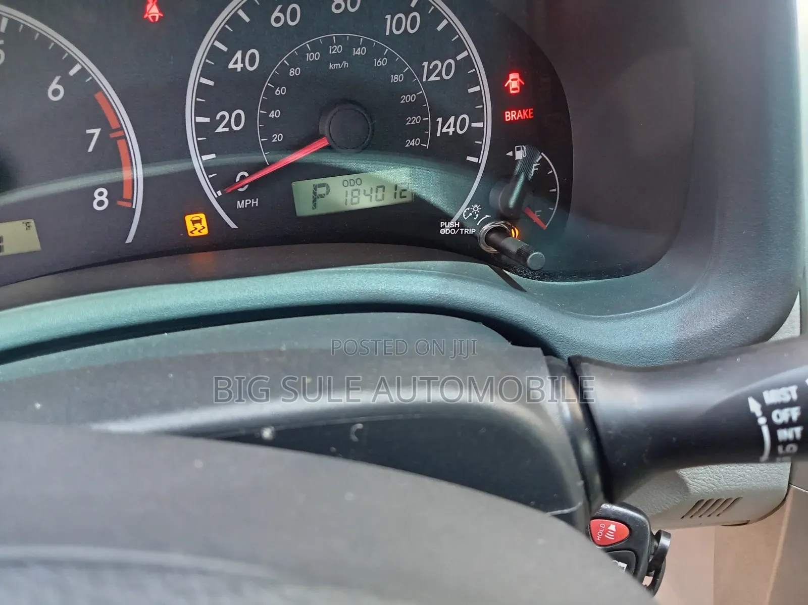 Toyota Corolla LE 4dr Sedan (1.8L 4cyl 4A) 2012 Gray