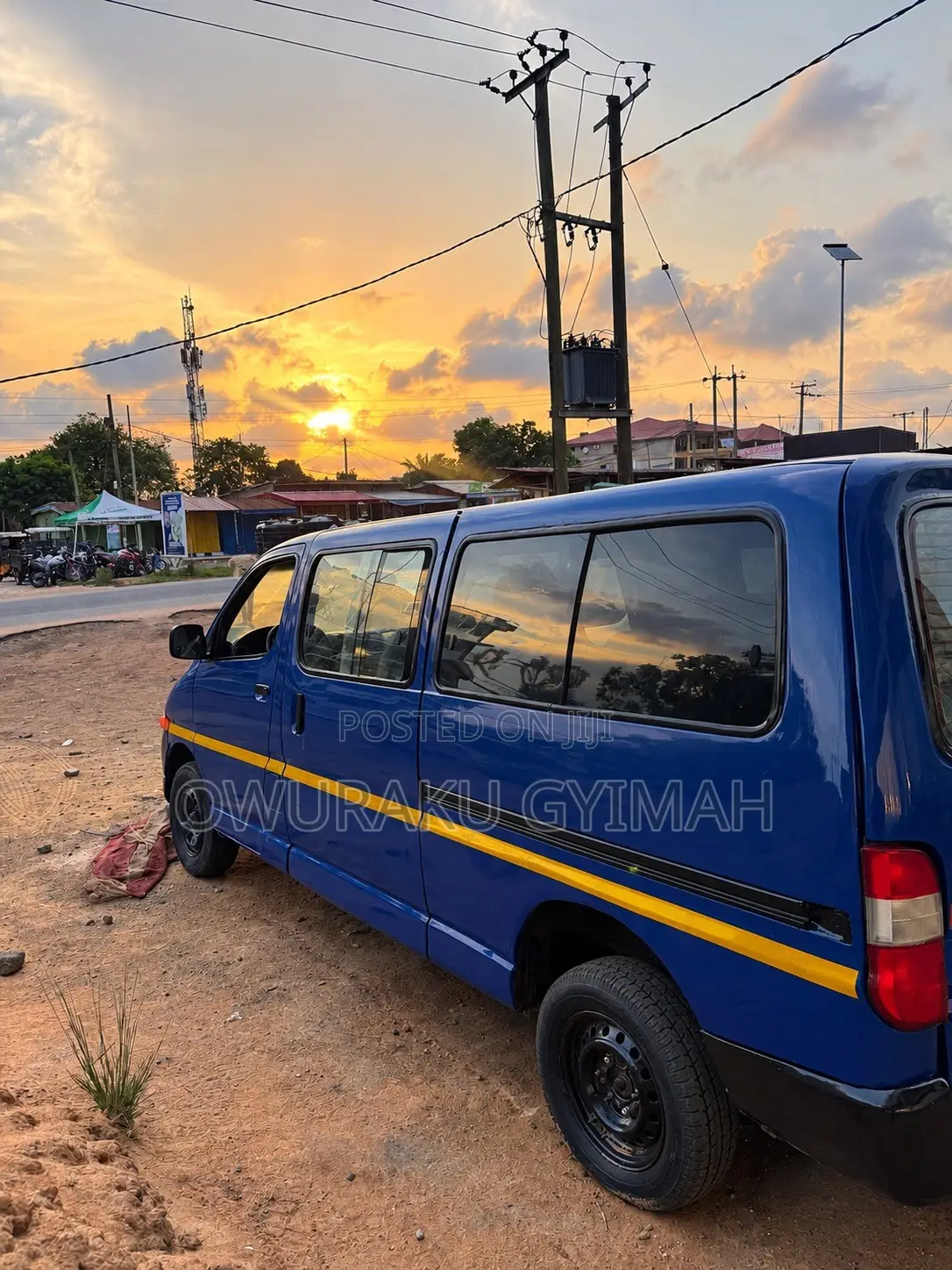 Toyota HiAce 2008 Blue