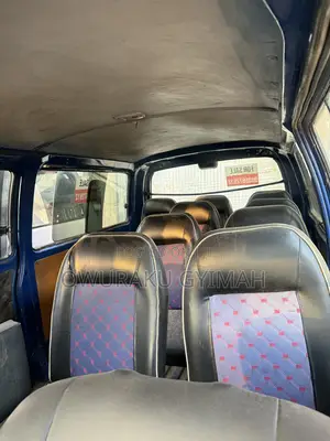 Toyota HiAce 2008 Blue