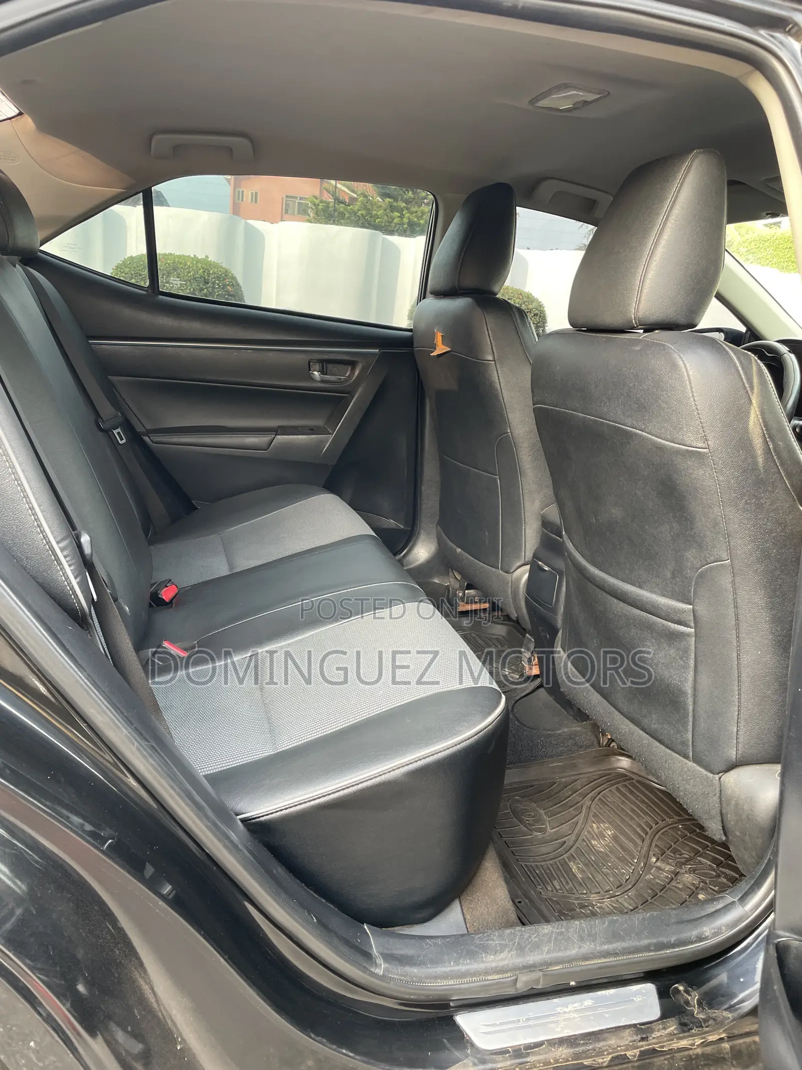 Toyota Corolla 2015 Black