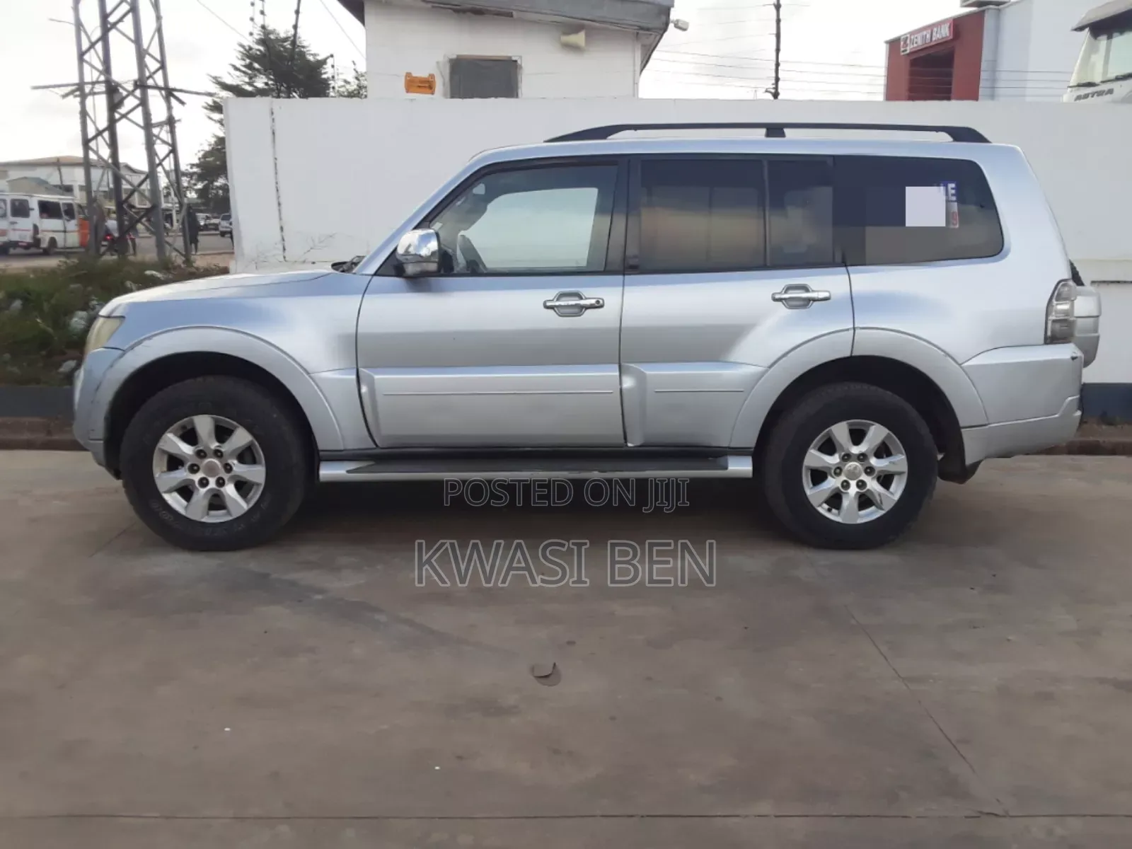 Mitsubishi Pajero 2013 Gray
