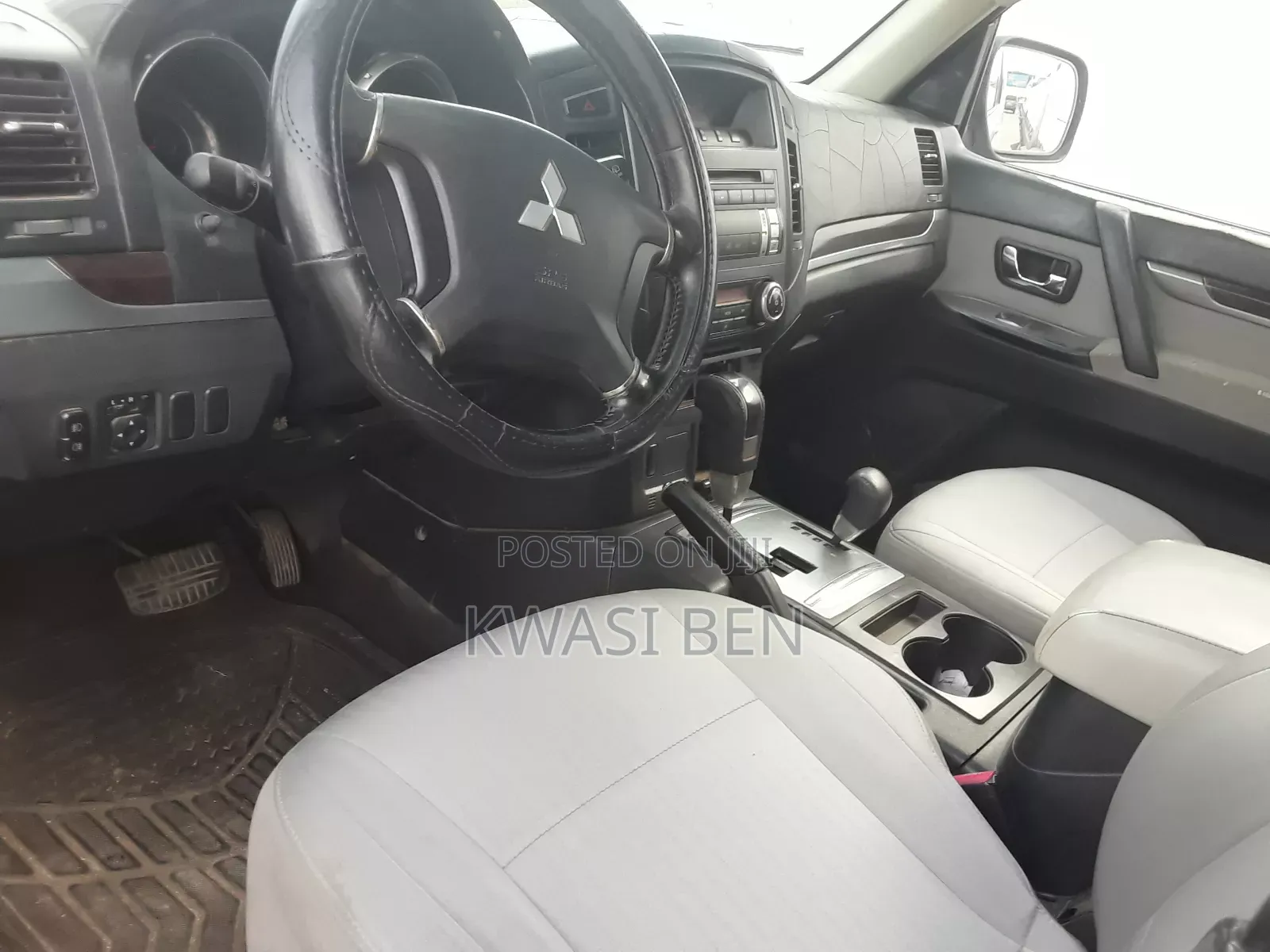 Mitsubishi Pajero 2013 Gray