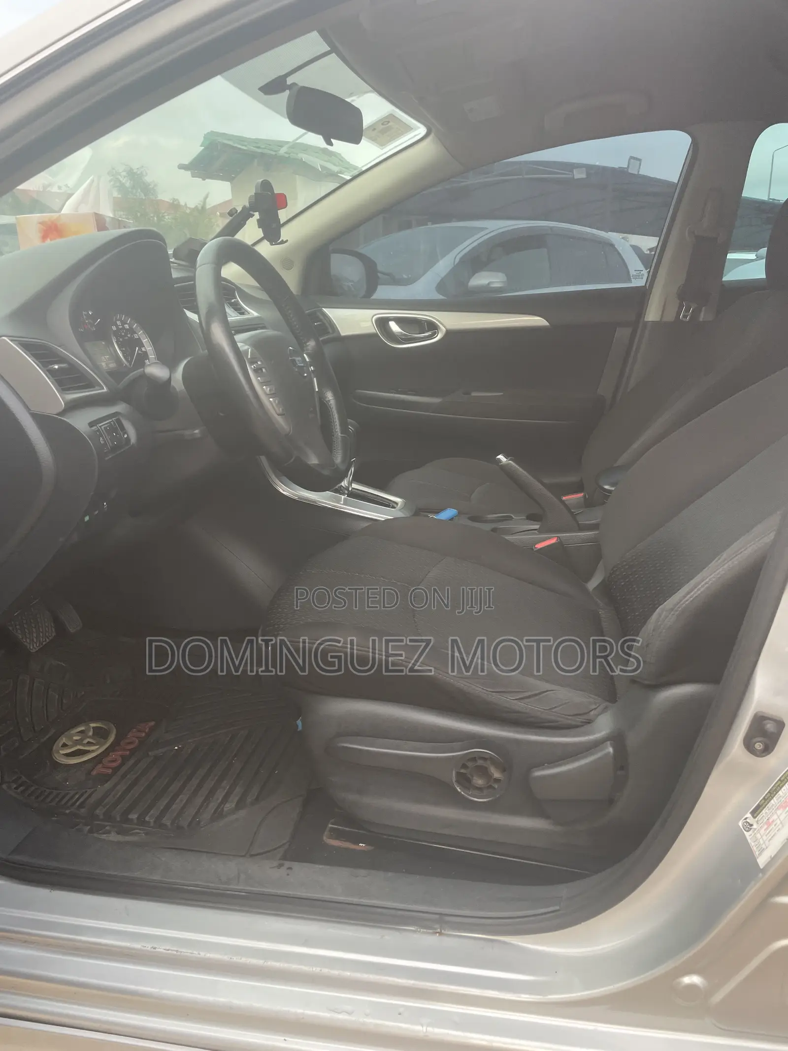 Nissan Sentra 2014 Silver