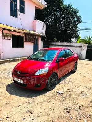 Toyota Yaris 2010 Red