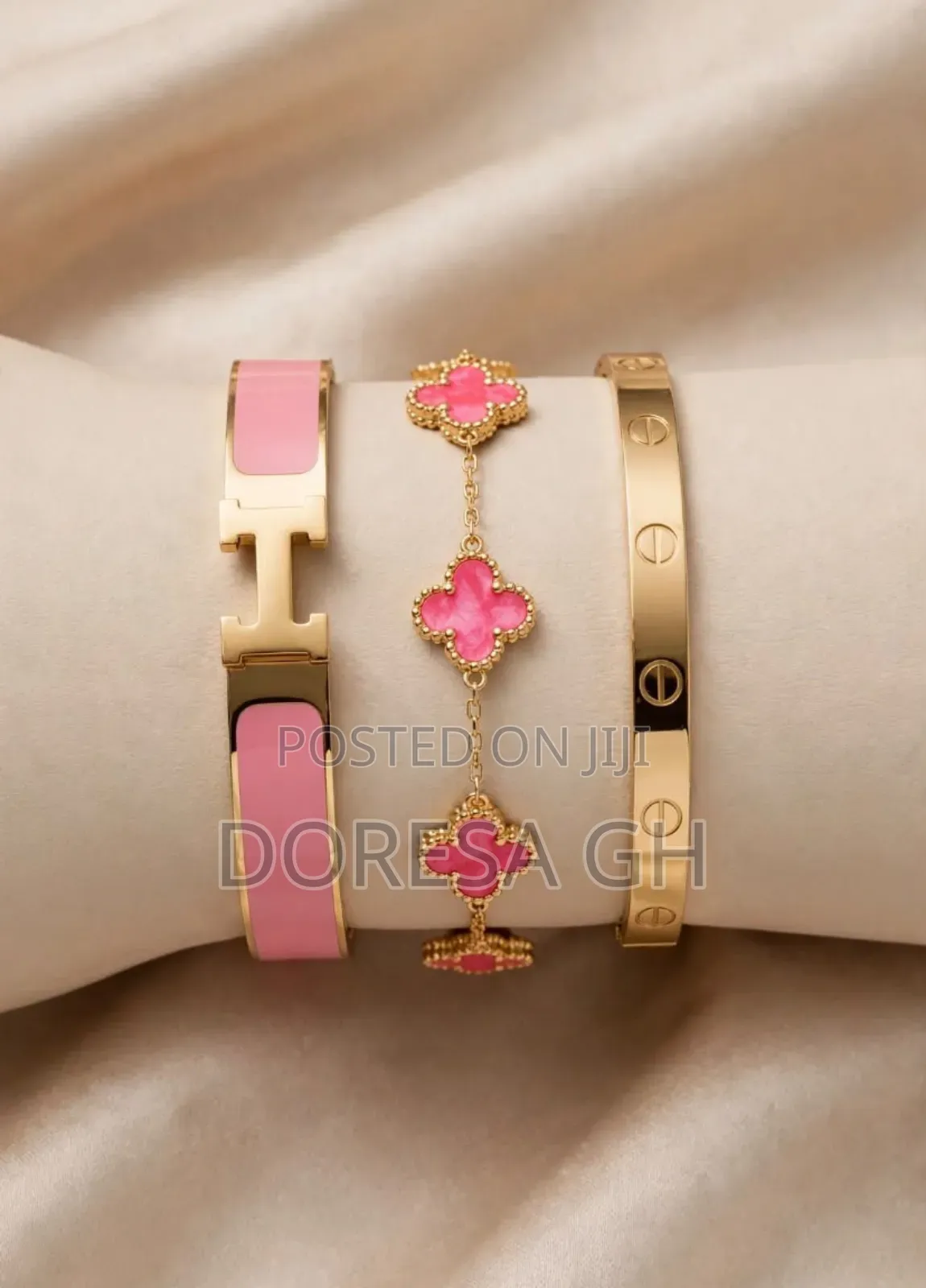 Bangle and Bracelet Set With Gift Case for Ladies