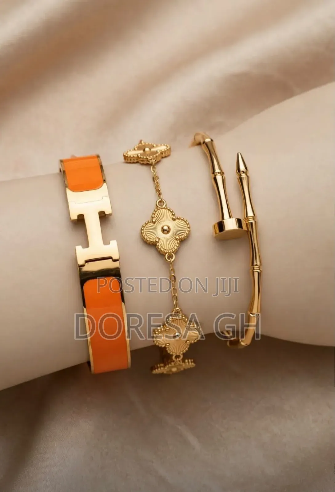 Bangle and Bracelet Set With Gift Case for Ladies