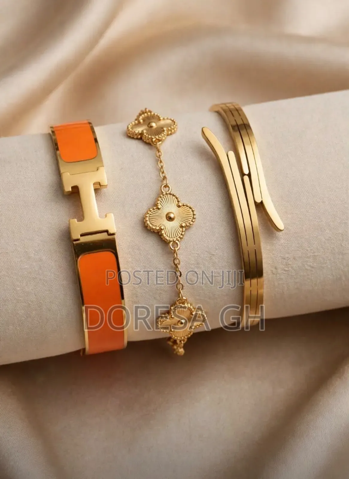 Bangle and Bracelet Set With Gift Case for Ladies